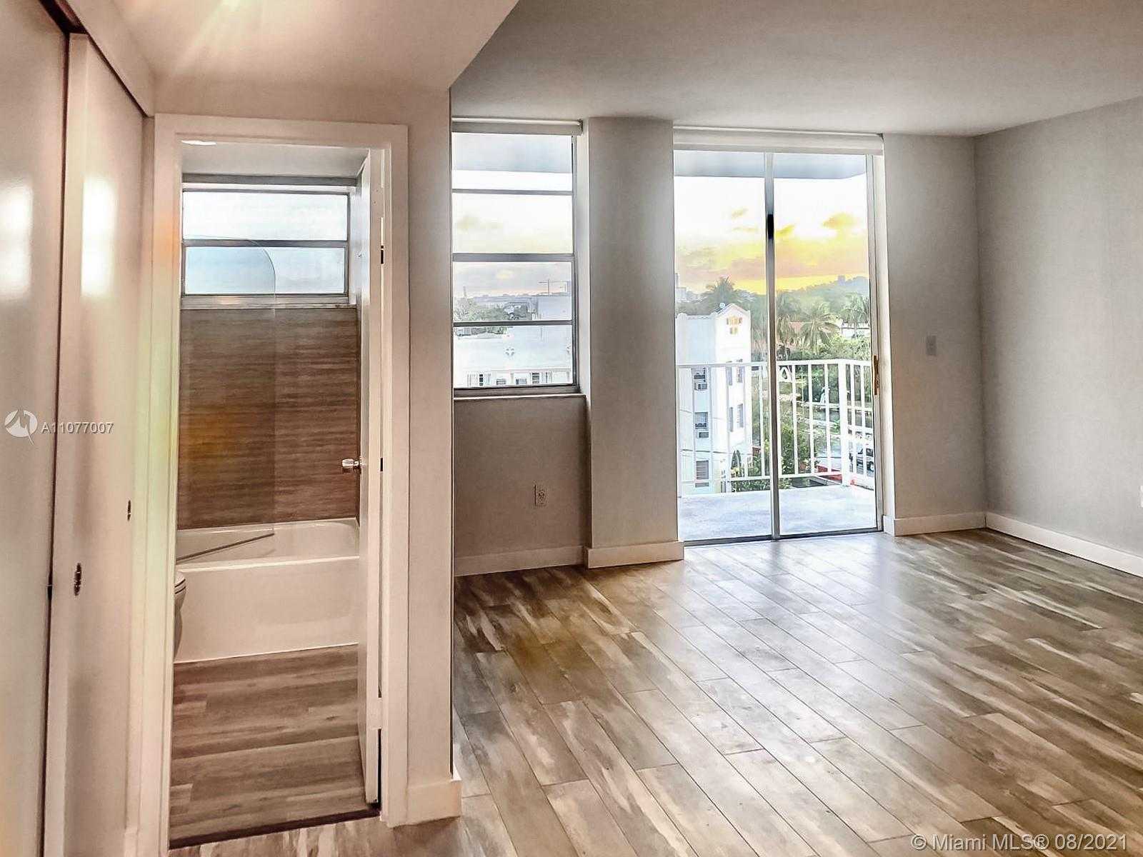 Small Image of 2829 INDIAN CREEK DR #505, Miami Beach Number 4