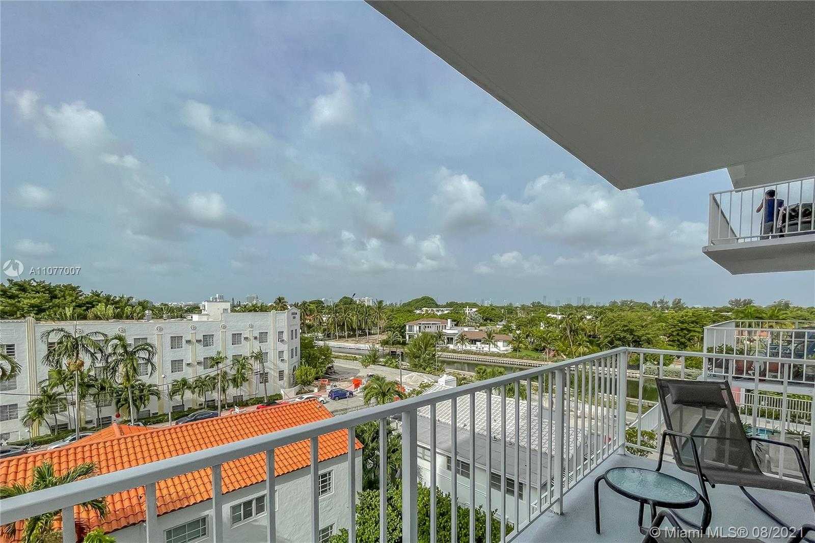 Small Image of 2829 INDIAN CREEK DR #505, Miami Beach Number 8