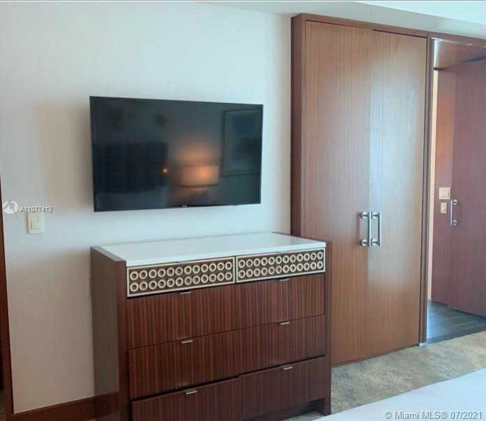 Small Image of 10295 COLLINS AVENUE #915, Bal Harbour Number 4