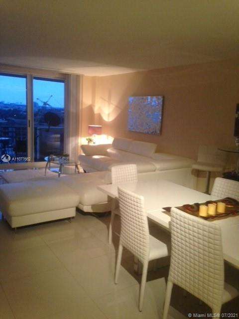 Small Image of 9195 Collins Ave, Surfside, FL 33154, USA Number 4