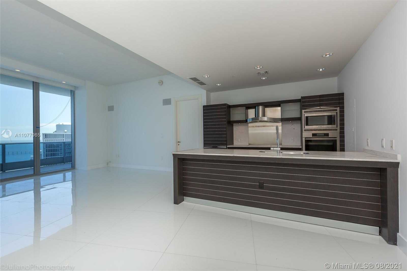 Small Image of 200 BISCAYNE BLVD WAY #5208, Miami Number 6
