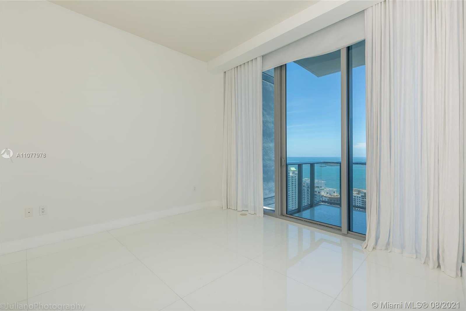 Small Image of 200 BISCAYNE BLVD WAY #5204/5208, Miami Number 38