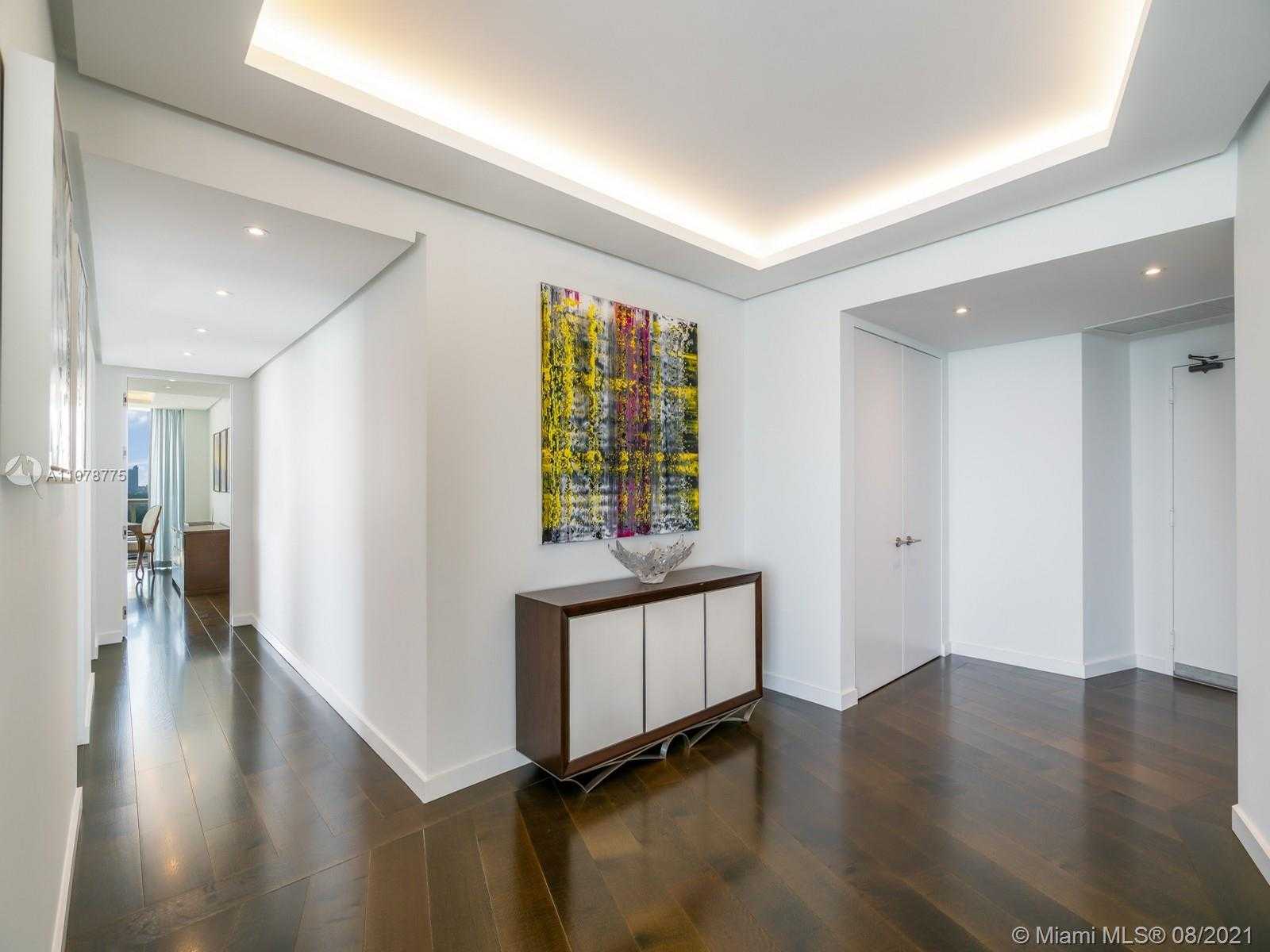 Small Image of 450 ALTON RD #1801-3, Miami Beach Number 10