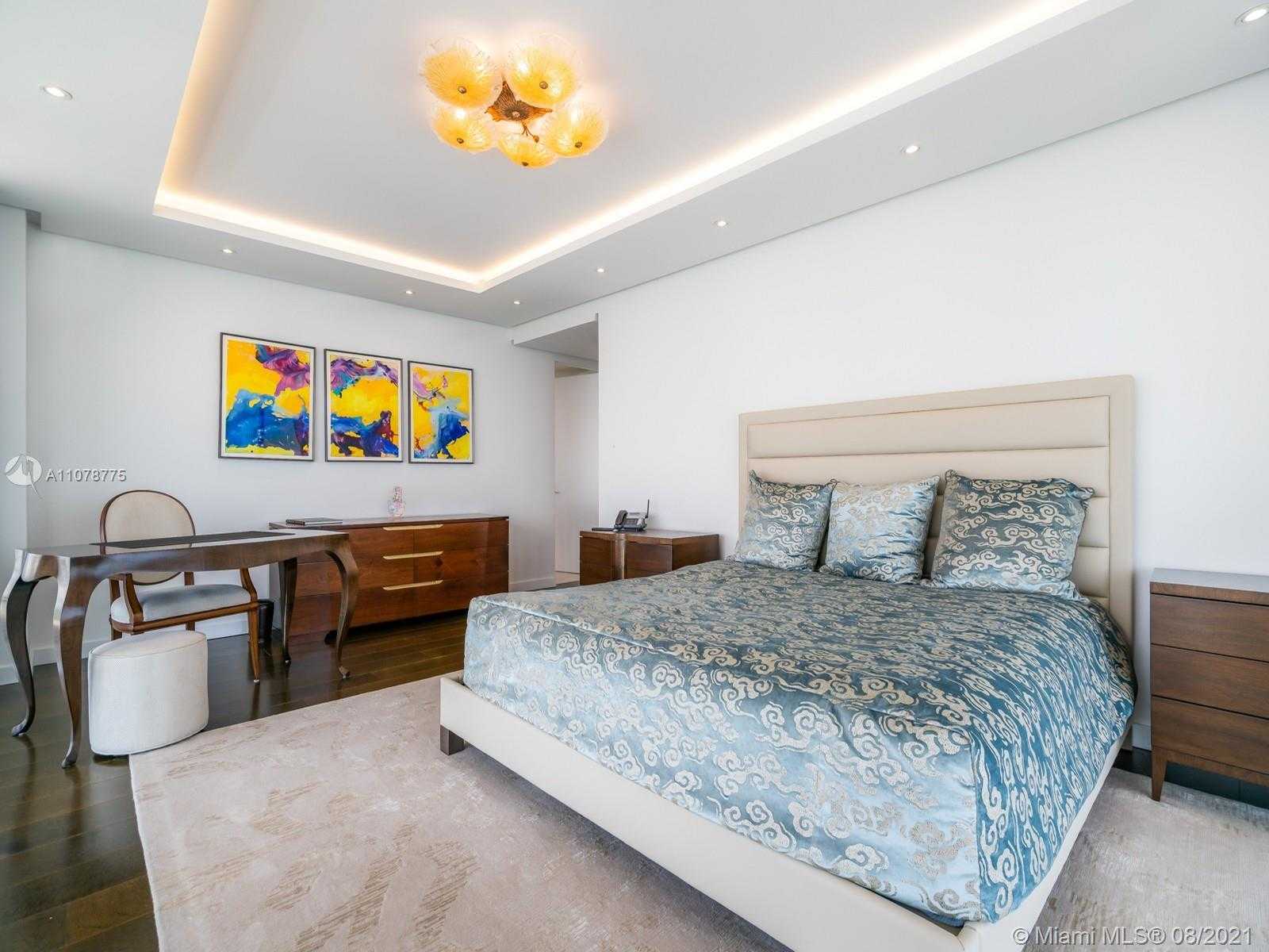 Small Image of 450 ALTON RD #1801-3, Miami Beach Number 13