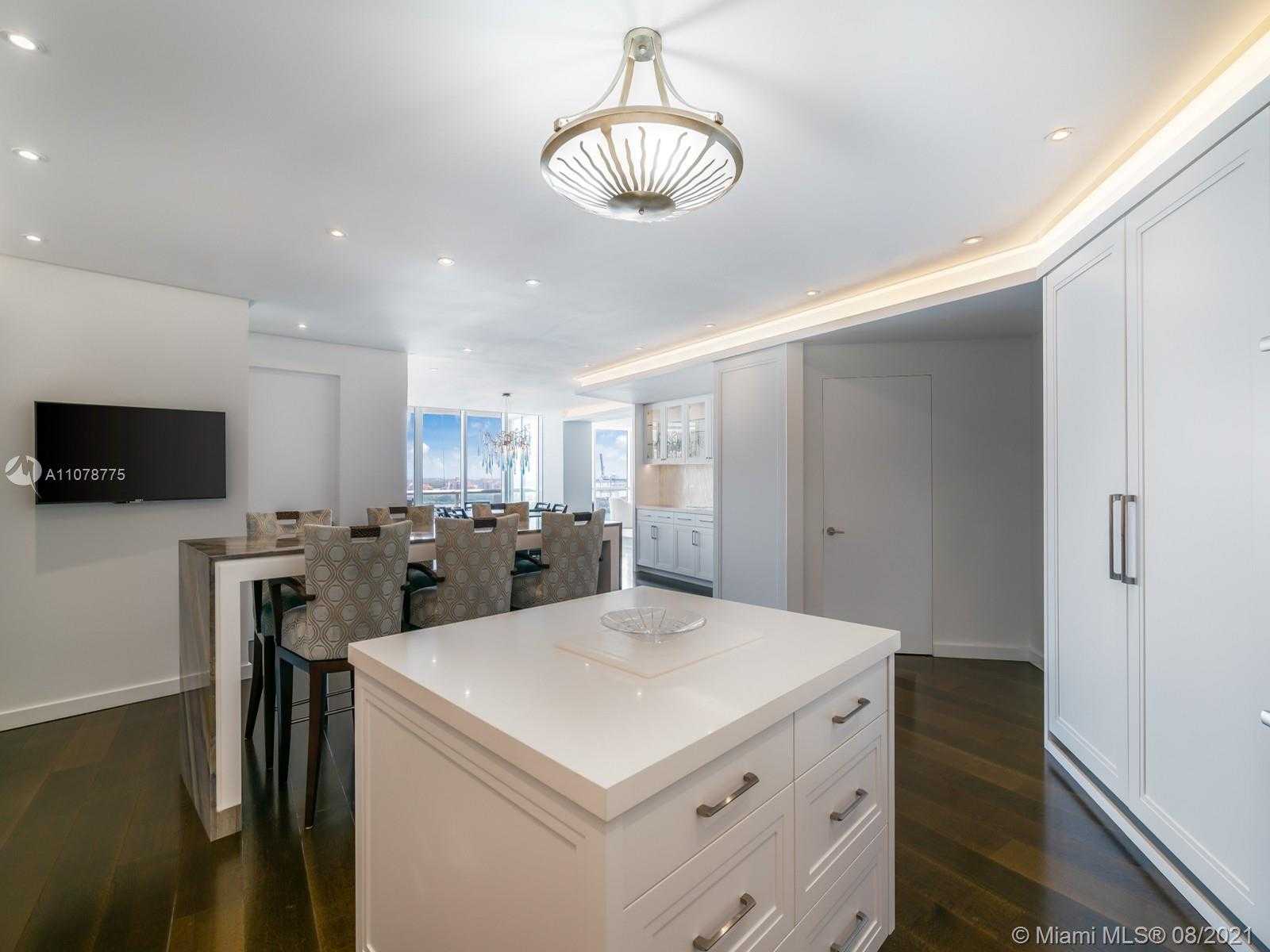 Small Image of 450 ALTON RD #1801-3, Miami Beach Number 18