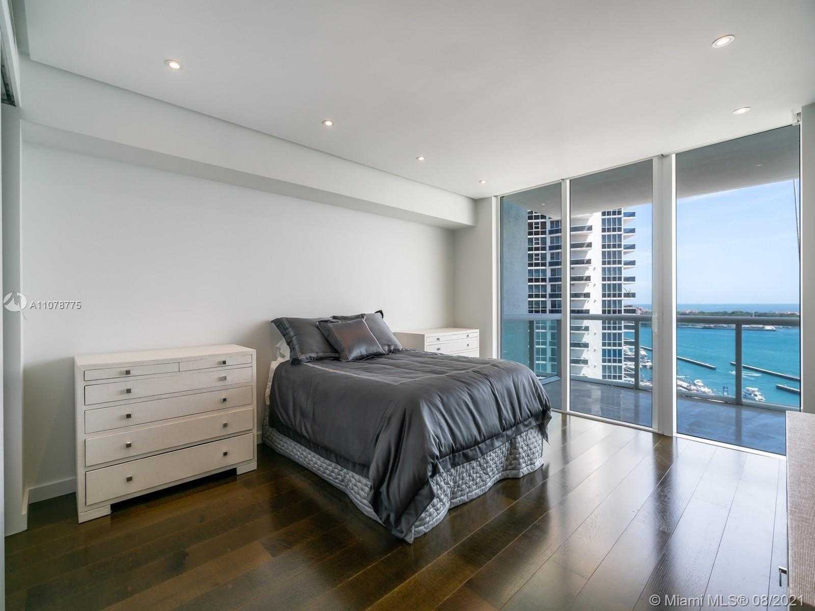 Small Image of 450 ALTON RD #1801-3, Miami Beach Number 19