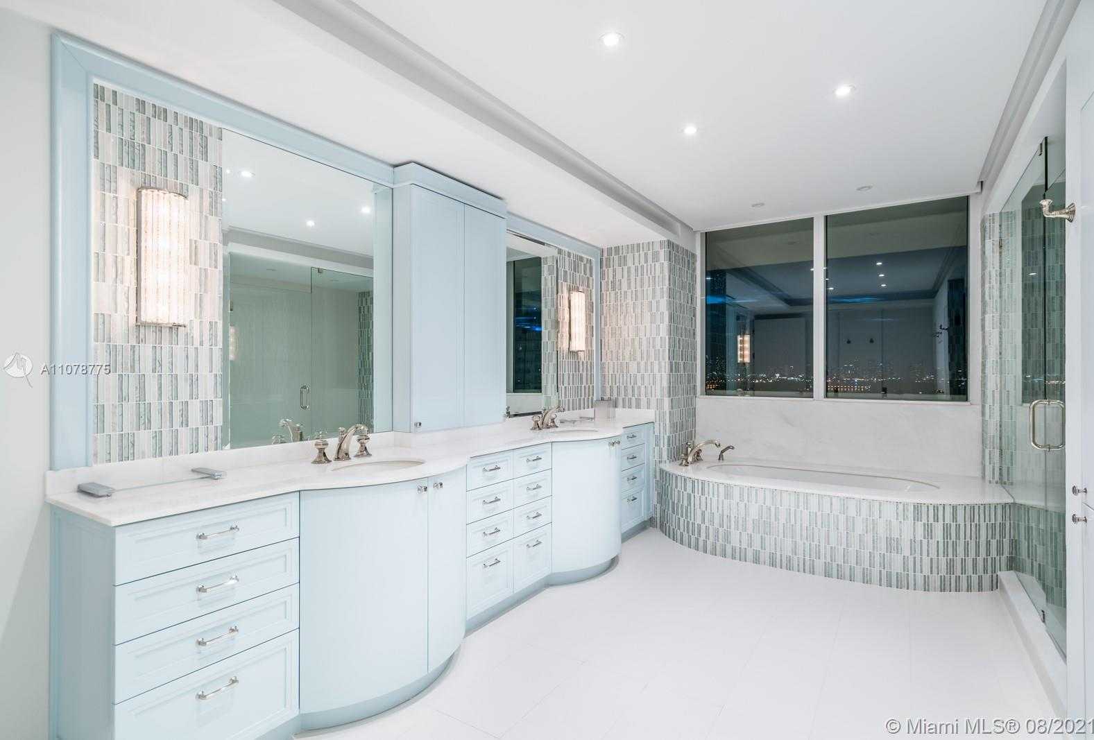Small Image of 450 ALTON RD #1801-3, Miami Beach Number 41