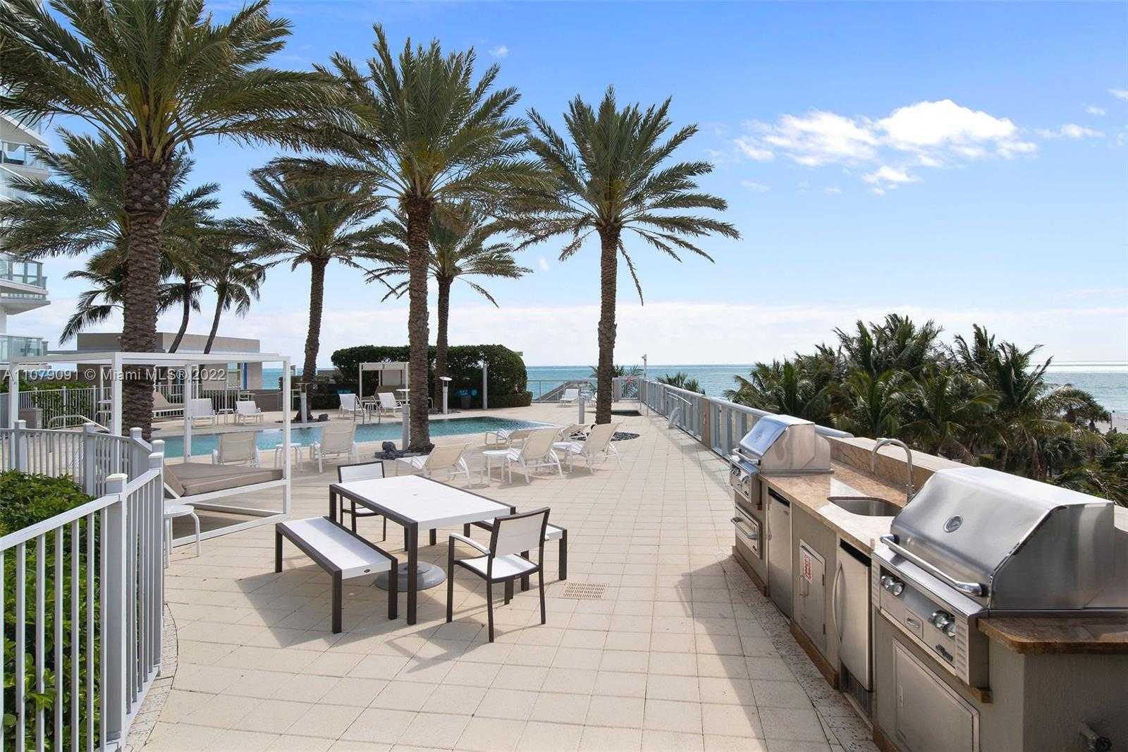 Small Image of 3801 COLLINS AVE #501, Miami Beach Number 21