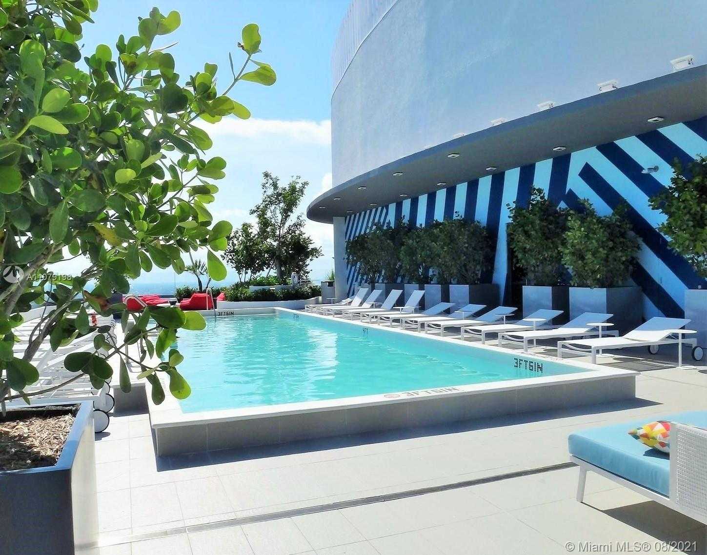 Small Image of 55 SOUTH WEST 9 ST #3909, Miami Number 17