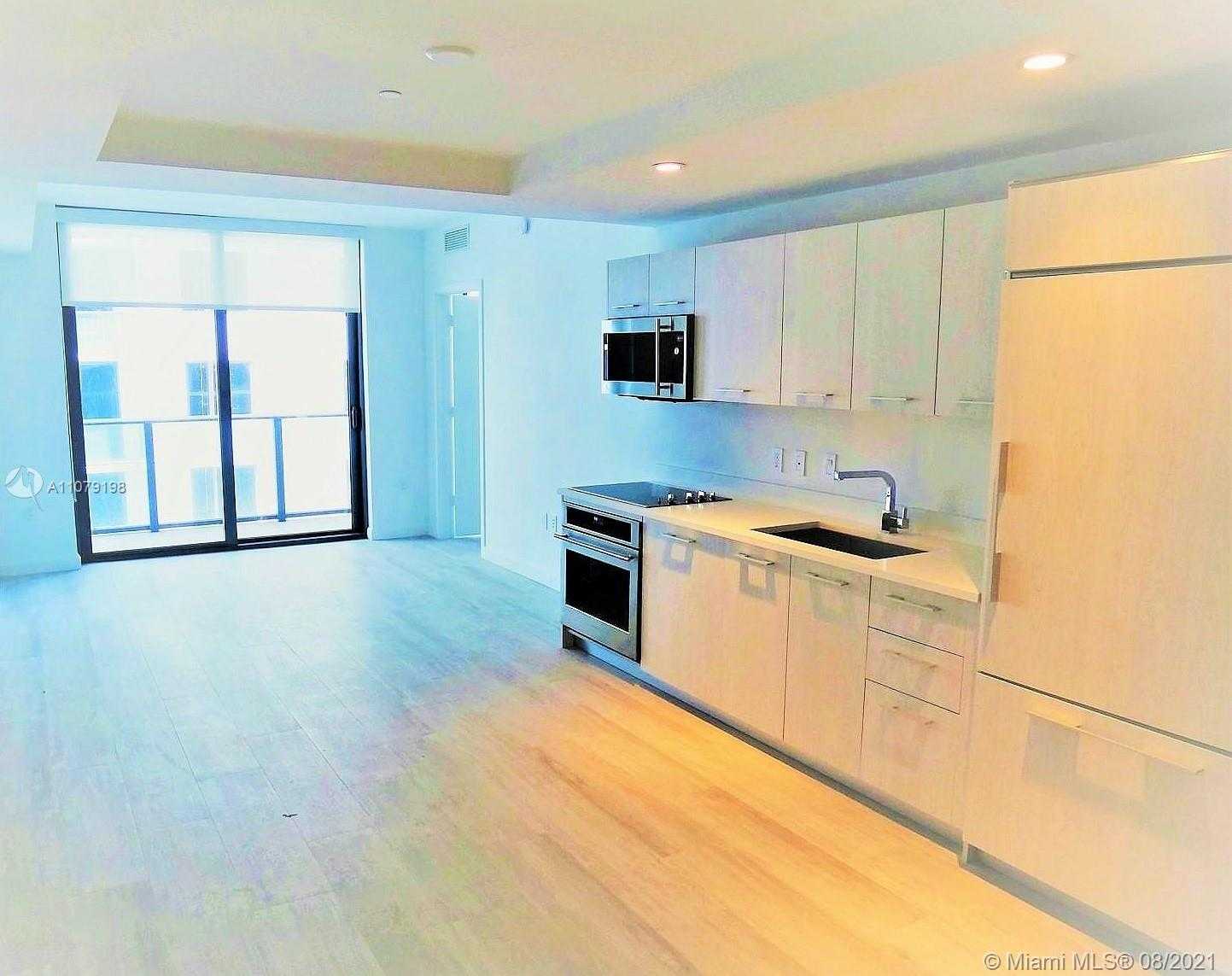 Small Image of 55 SOUTH WEST 9 ST #3909, Miami Number 4