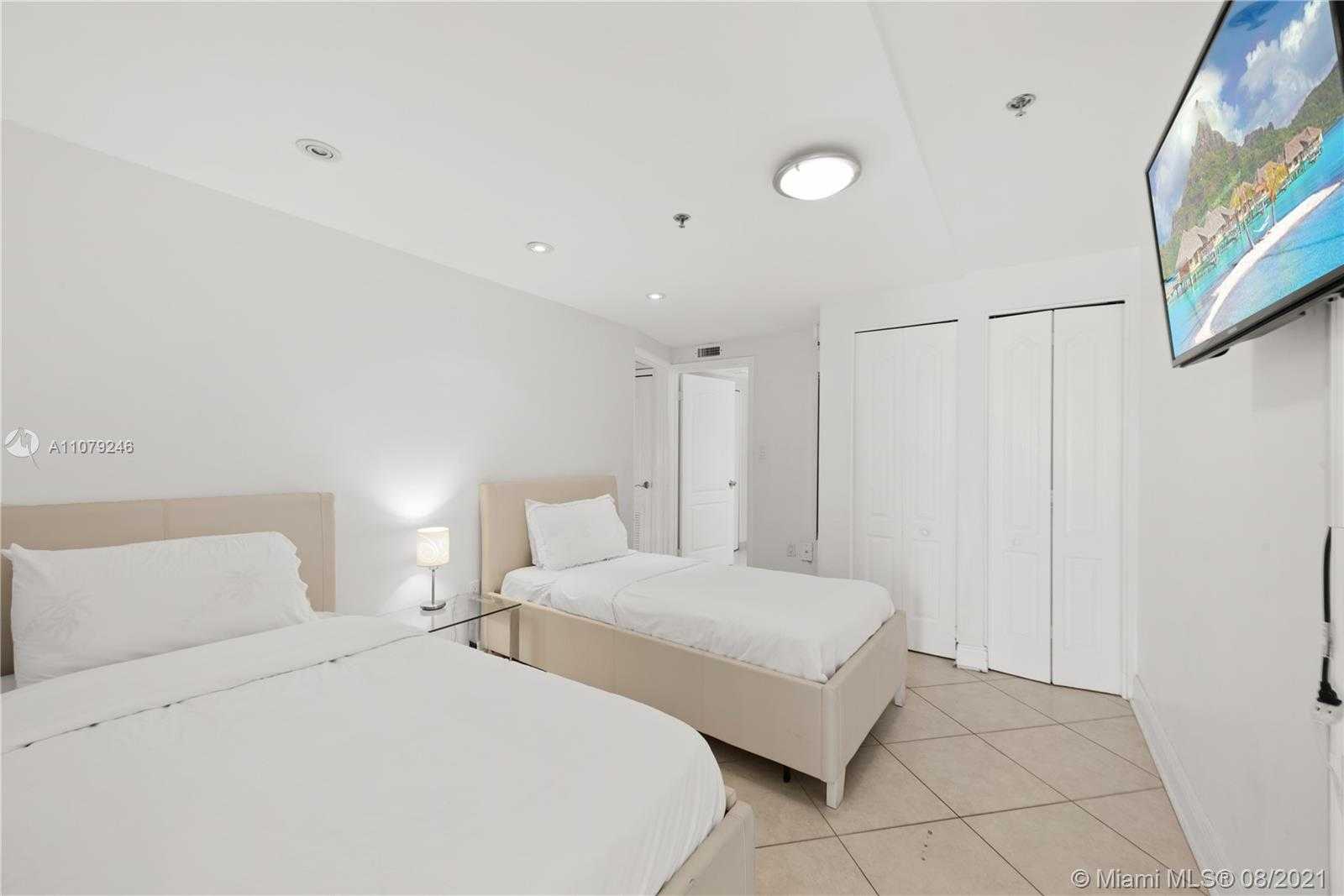 Small Image of 5445 COLLINS AVE #M2, Miami Beach Number 11