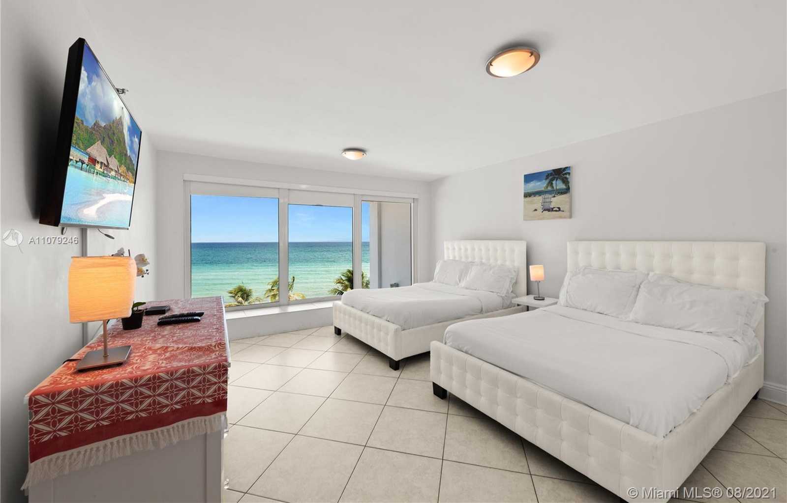 Small Image of 5445 COLLINS AVE #M2, Miami Beach Number 12