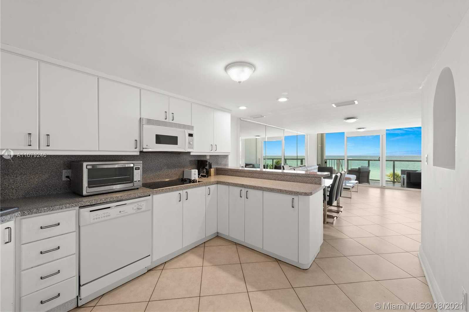 Small Image of 5445 COLLINS AVE #M2, Miami Beach Number 5