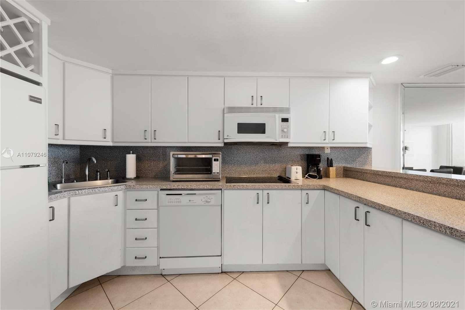 Small Image of 5445 COLLINS AVE #M2, Miami Beach Number 6