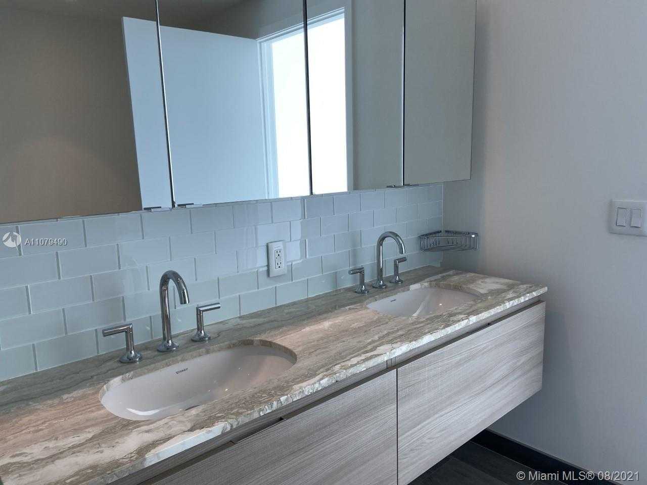 Small Image of 2900 NORTH EAST 7TH #908, Miami Number 9