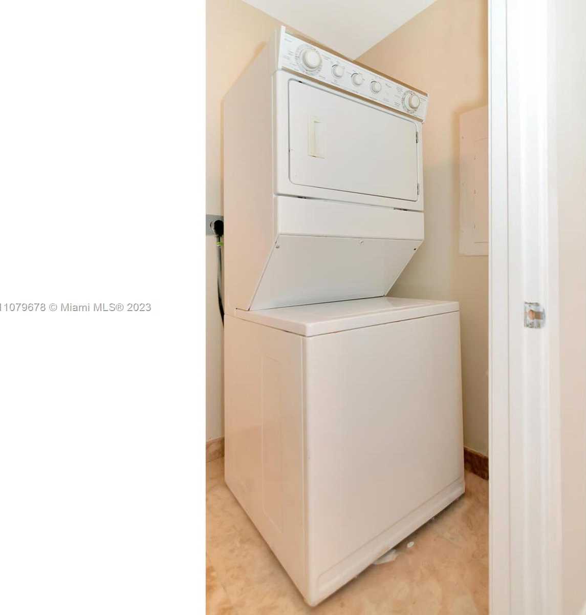 Small Image of 18101 COLLINS AVE #1806, Sunny Isles Beach Number 33