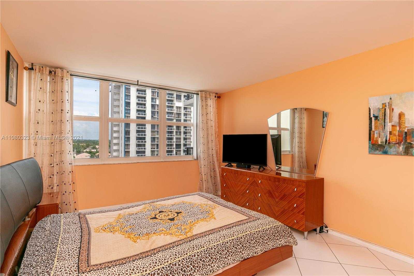 Small Image of 2101 SOUTH OCEAN DR #806, Hollywood Number 16