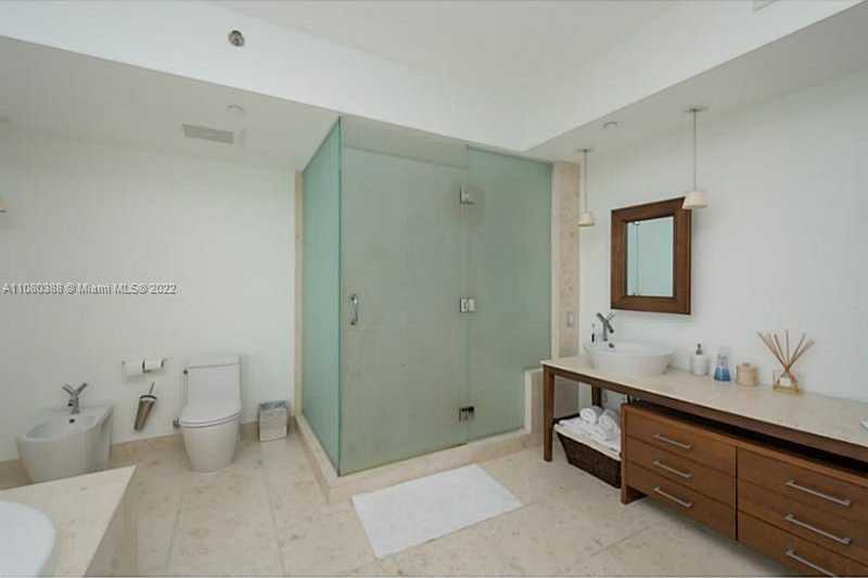 Small Image of 450 SOUTH EAST ALTON RD #1602, Miami Beach Number 26