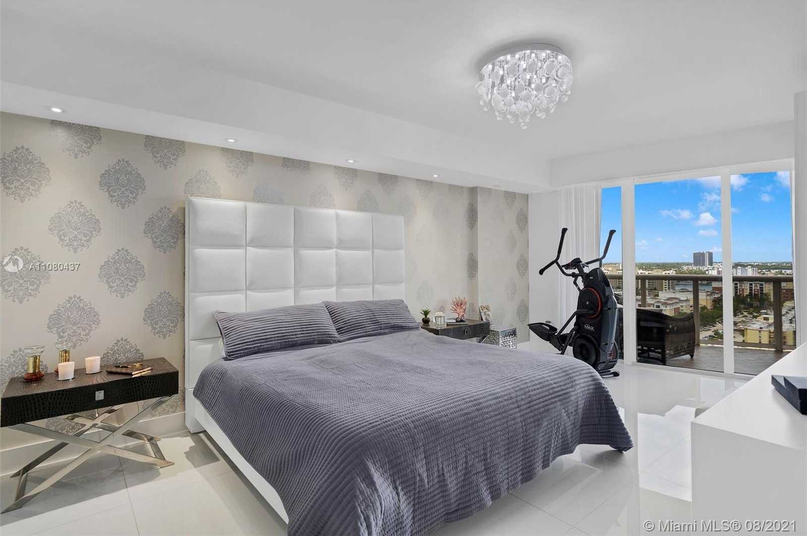 Small Image of 17201 COLLINS AVE #1807, Sunny Isles Beach Number 14