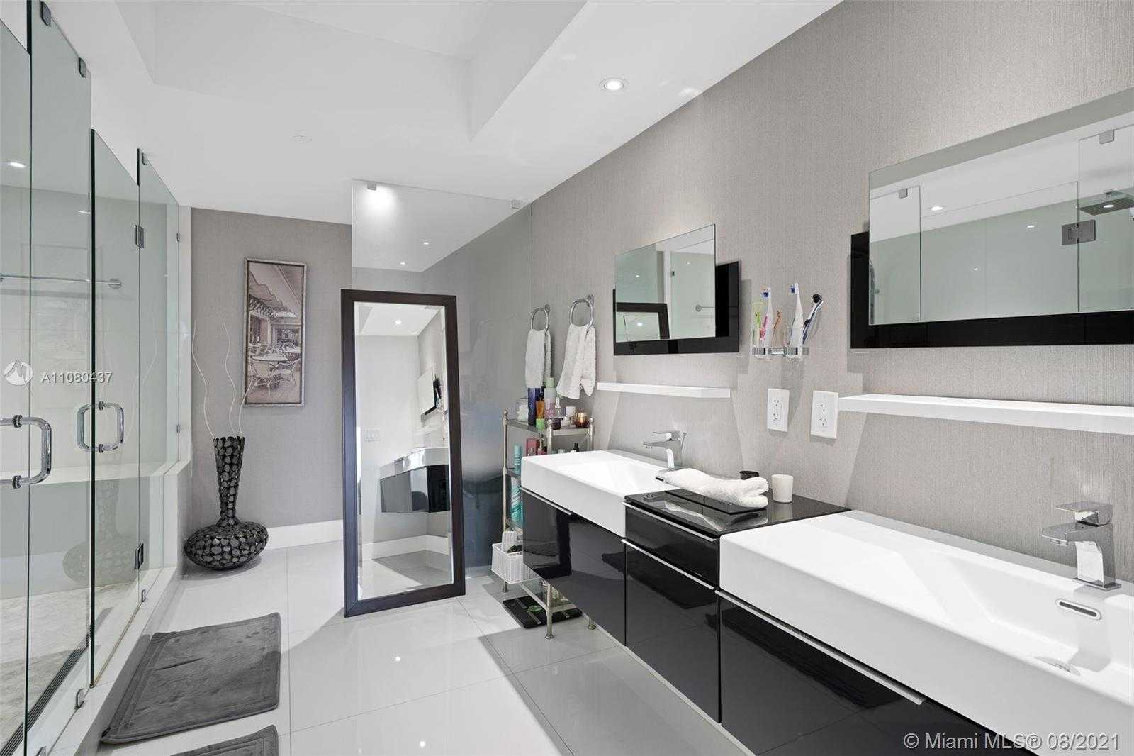 Small Image of 17201 COLLINS AVE #1807, Sunny Isles Beach Number 16