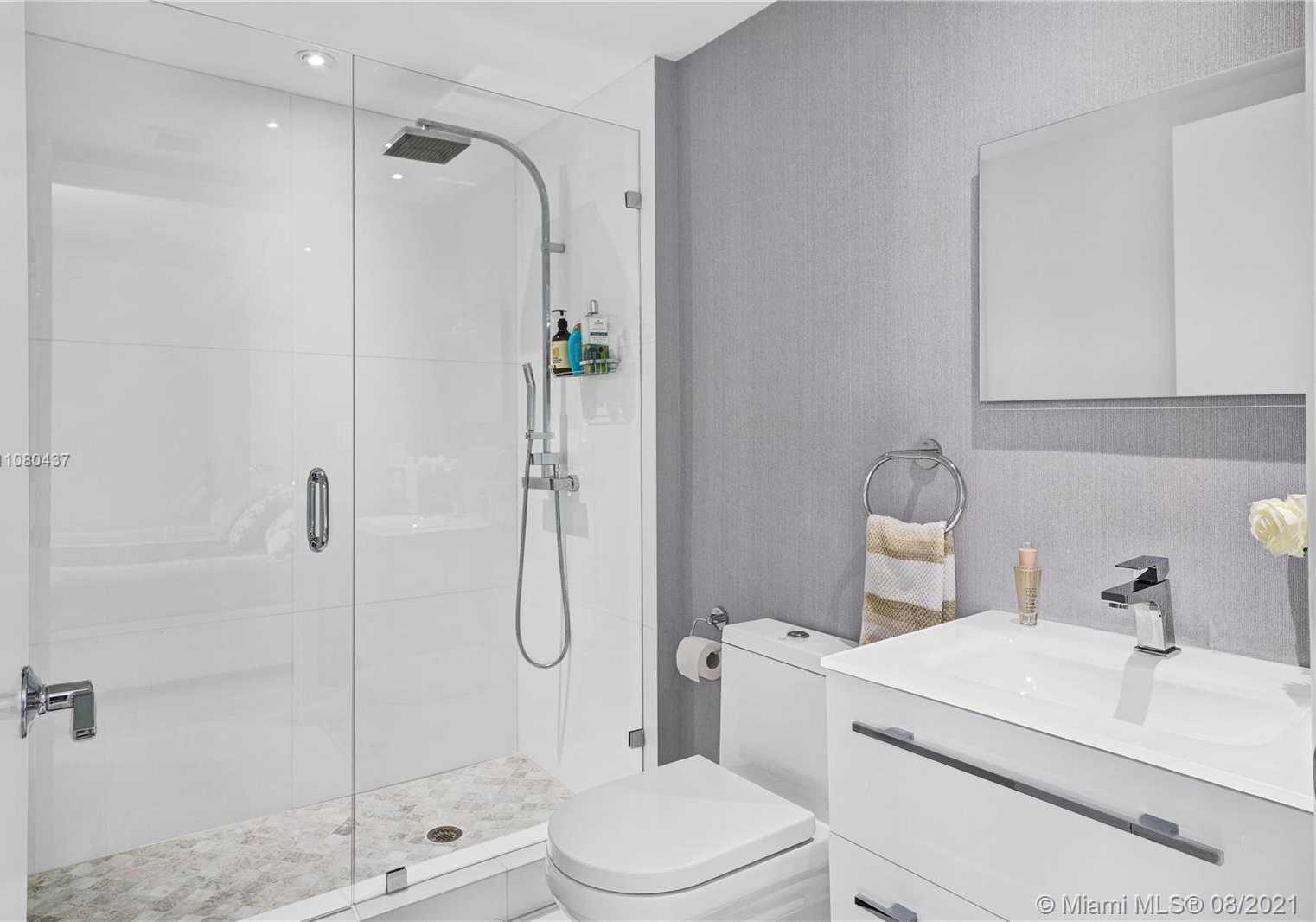 Small Image of 17201 COLLINS AVE #1807, Sunny Isles Beach Number 22