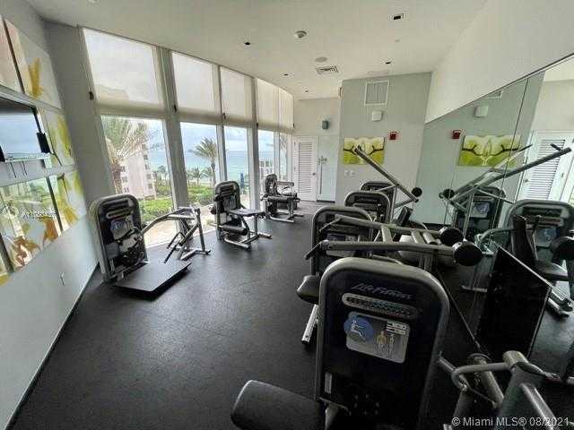 Small Image of 17201 COLLINS AVE #1807, Sunny Isles Beach Number 39