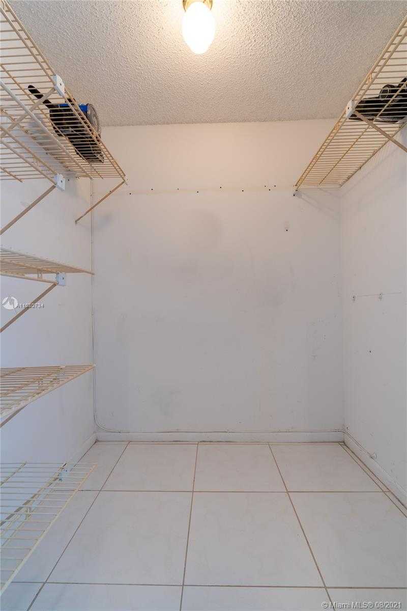Small Image of 2101 SOUTH OCEAN DR #1902, Hollywood Number 15