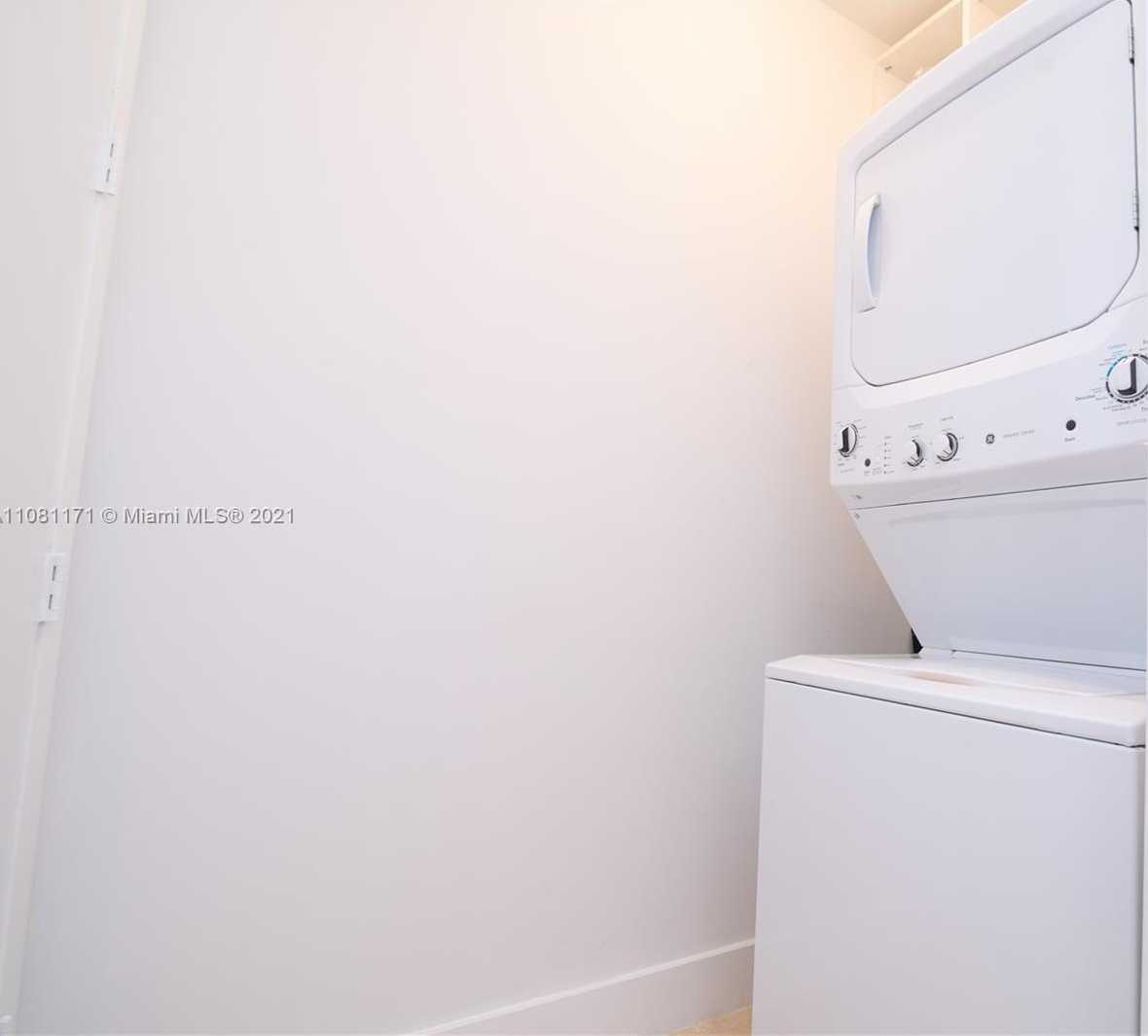 Small Image of 15901 COLLINS AVE #1402, Sunny Isles Beach Number 12