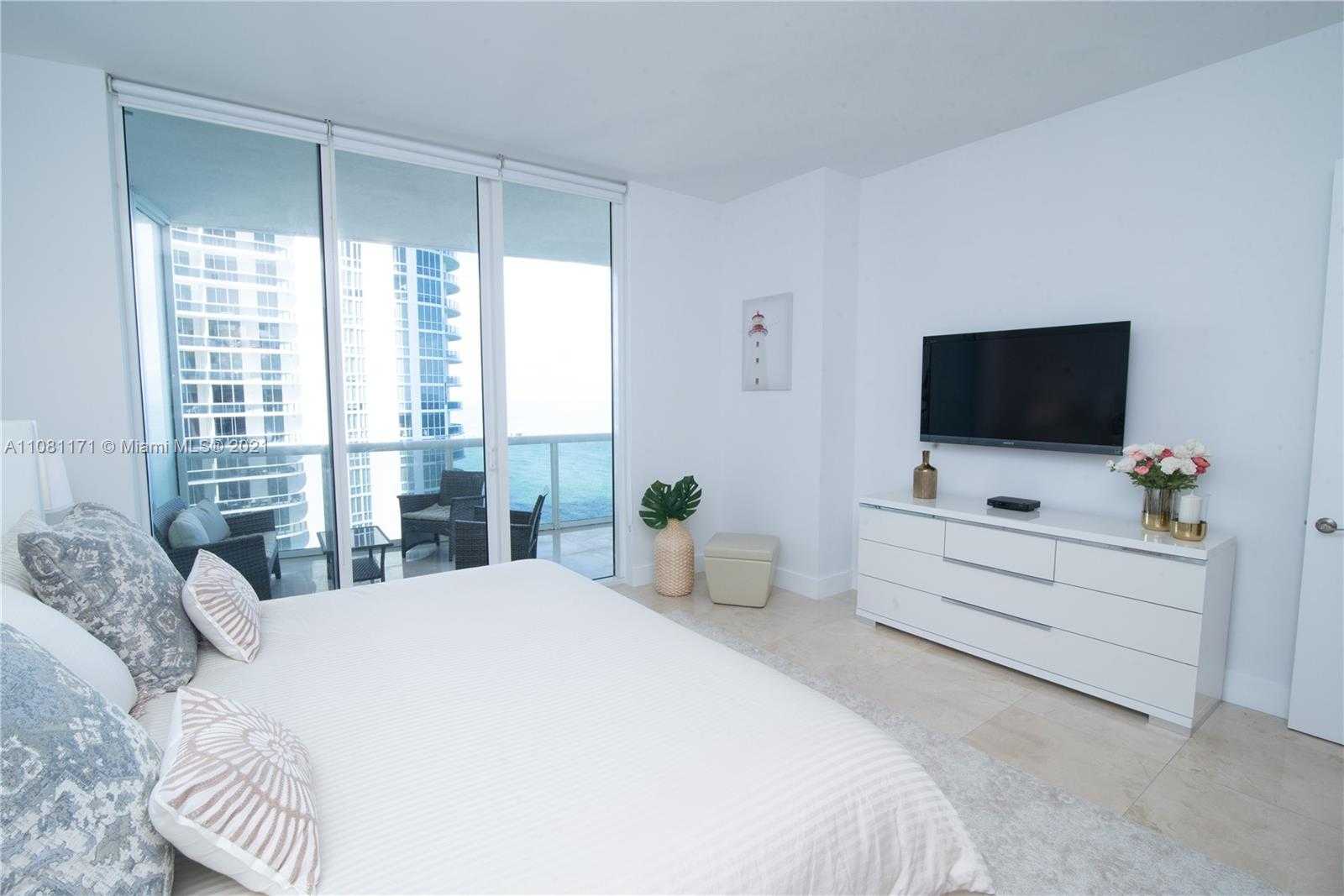 Small Image of 15901 COLLINS AVE #1402, Sunny Isles Beach Number 15