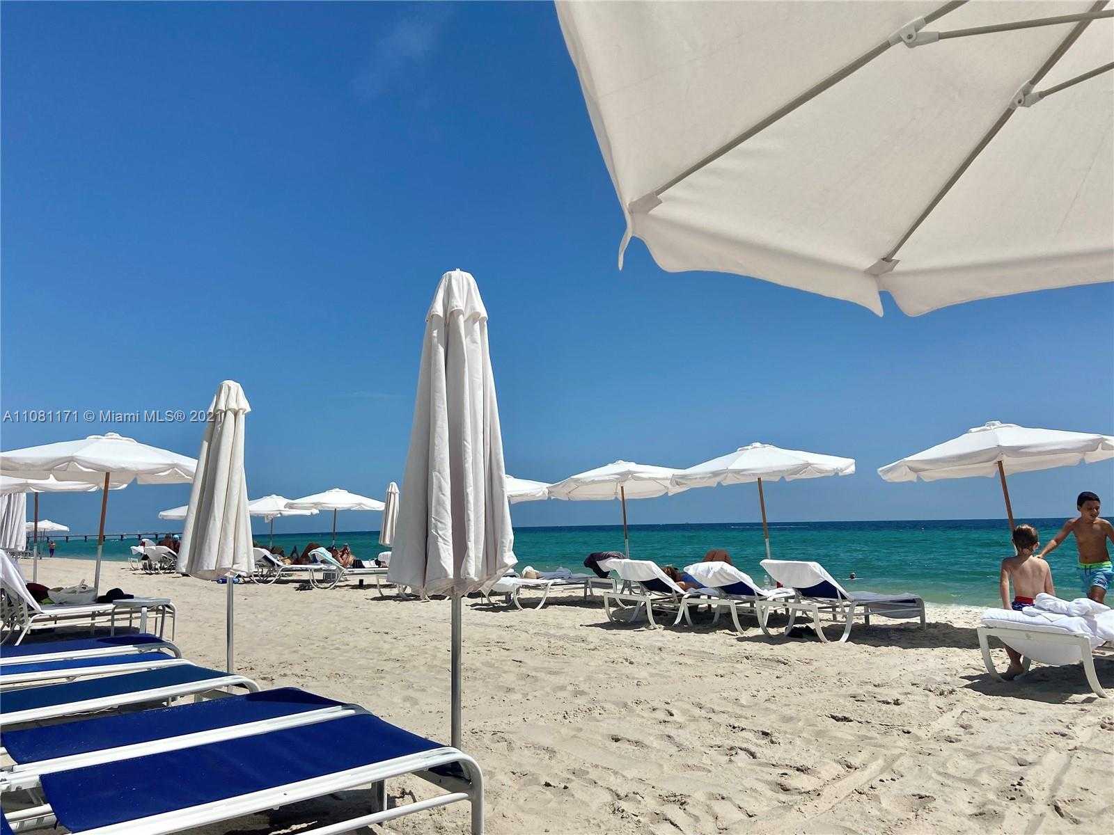 Small Image of 15901 COLLINS AVE #1402, Sunny Isles Beach Number 23