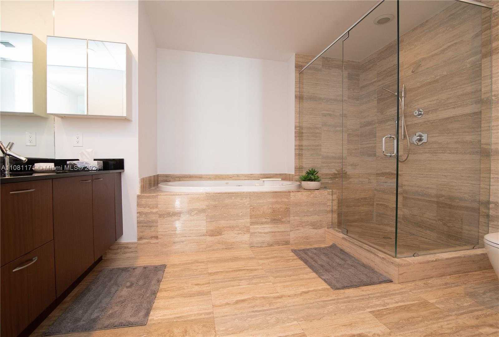 Small Image of 15901 COLLINS AVE #1402, Sunny Isles Beach Number 31
