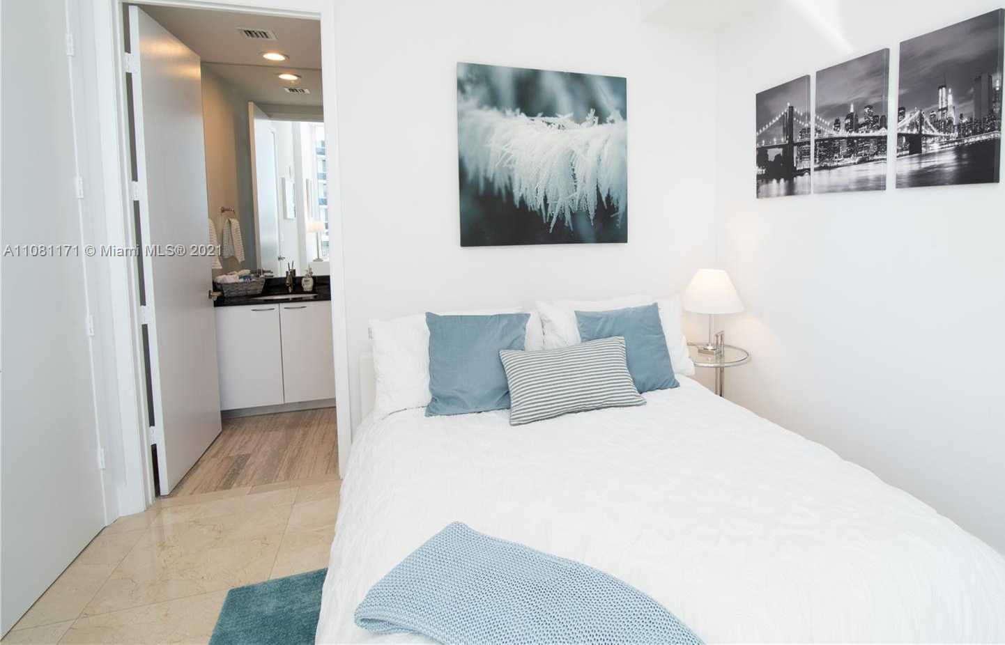 Small Image of 15901 COLLINS AVE #1402, Sunny Isles Beach Number 39