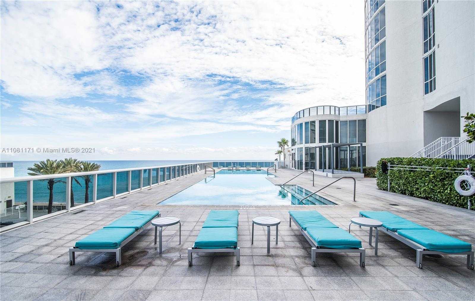 Small Image of 15901 COLLINS AVE #1402, Sunny Isles Beach Number 44