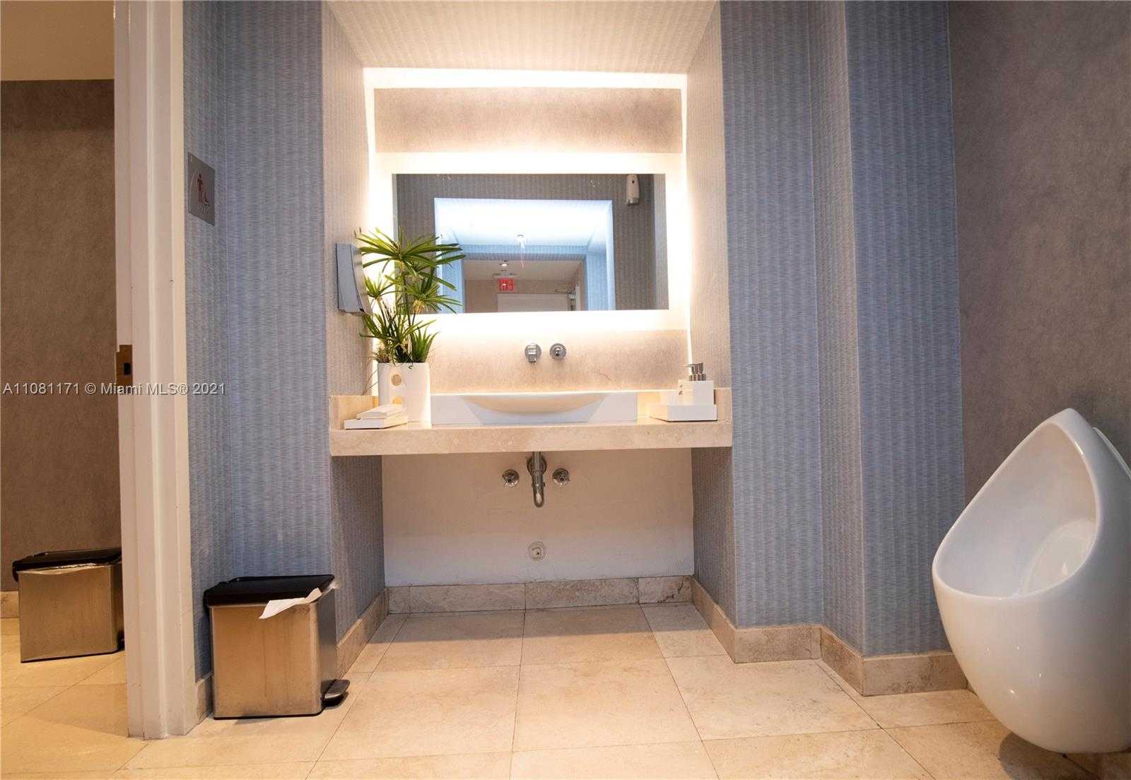 Small Image of 15901 COLLINS AVE #1402, Sunny Isles Beach Number 56