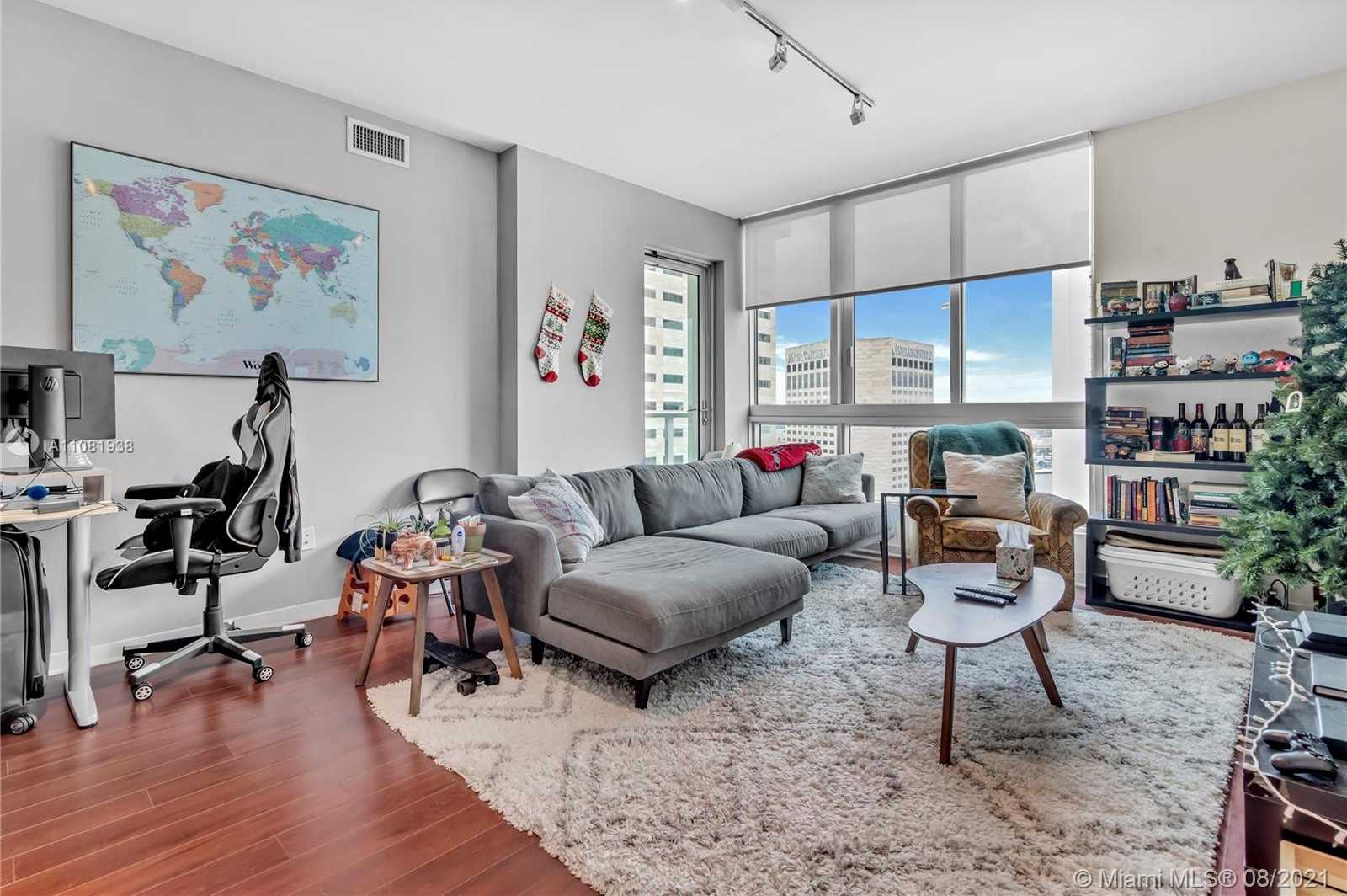 Small Image of 300 SOUTH BISCAYNE BLVD #T-2614, Miami Number 14