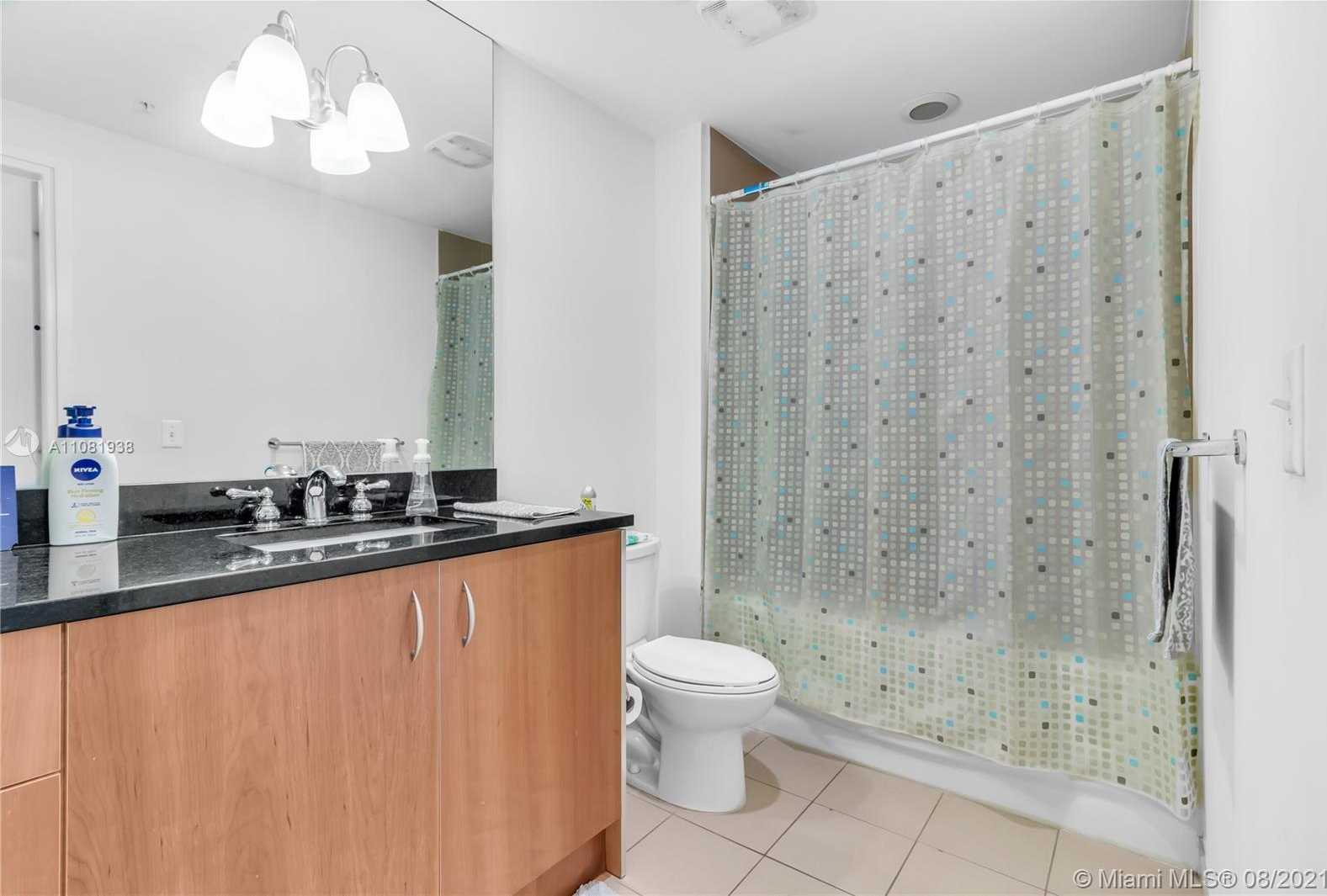 Small Image of 300 SOUTH BISCAYNE BLVD #T-2614, Miami Number 19