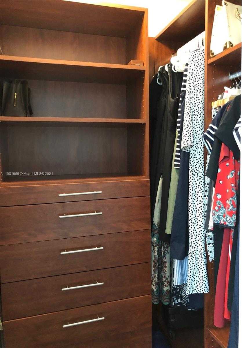Small Image of 300 SOUTH BISCAYNE BLVD #T-2901, Miami Number 15