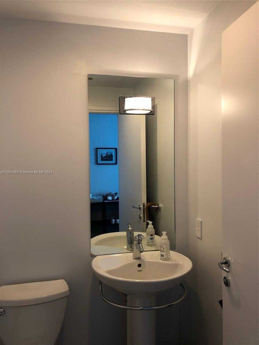 Small Image of 300 SOUTH BISCAYNE BLVD #T-2901, Miami Number 17