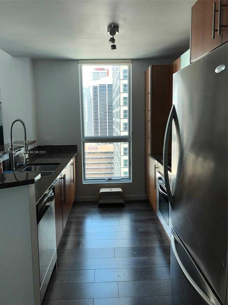 Small Image of 300 SOUTH BISCAYNE BLVD #T-2901, Miami Number 4