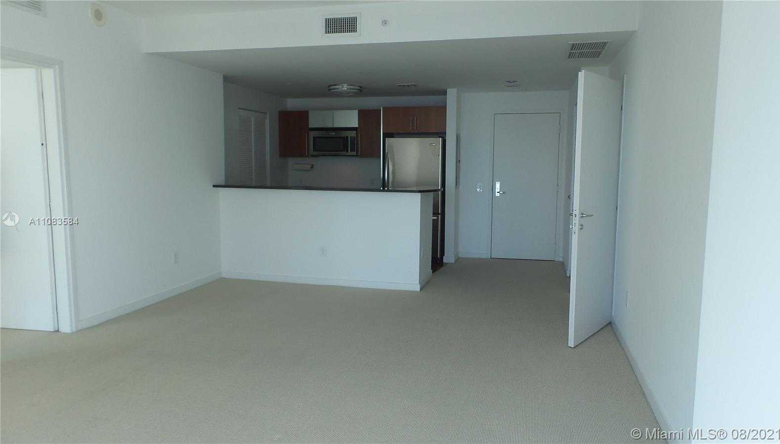Small Image of 300 SOUTH BISCAYNE BLVD #3714, Miami Number 5