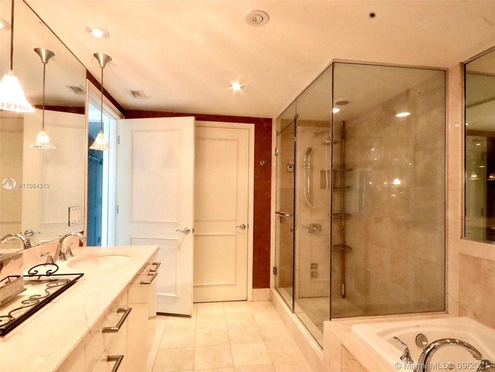 Small Image of 3350 SOUTH WEST 27 AV #1402, Coconut Grove Number 18