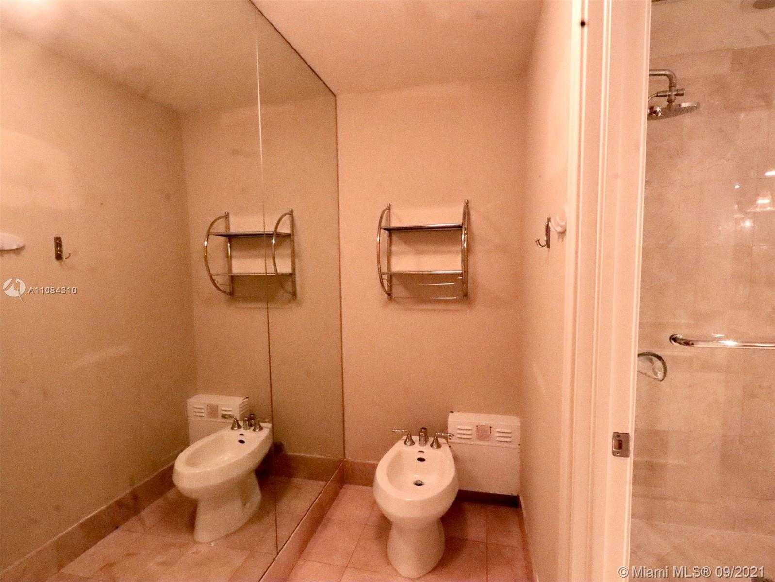 Small Image of 3350 SOUTH WEST 27 AV #1402, Coconut Grove Number 19