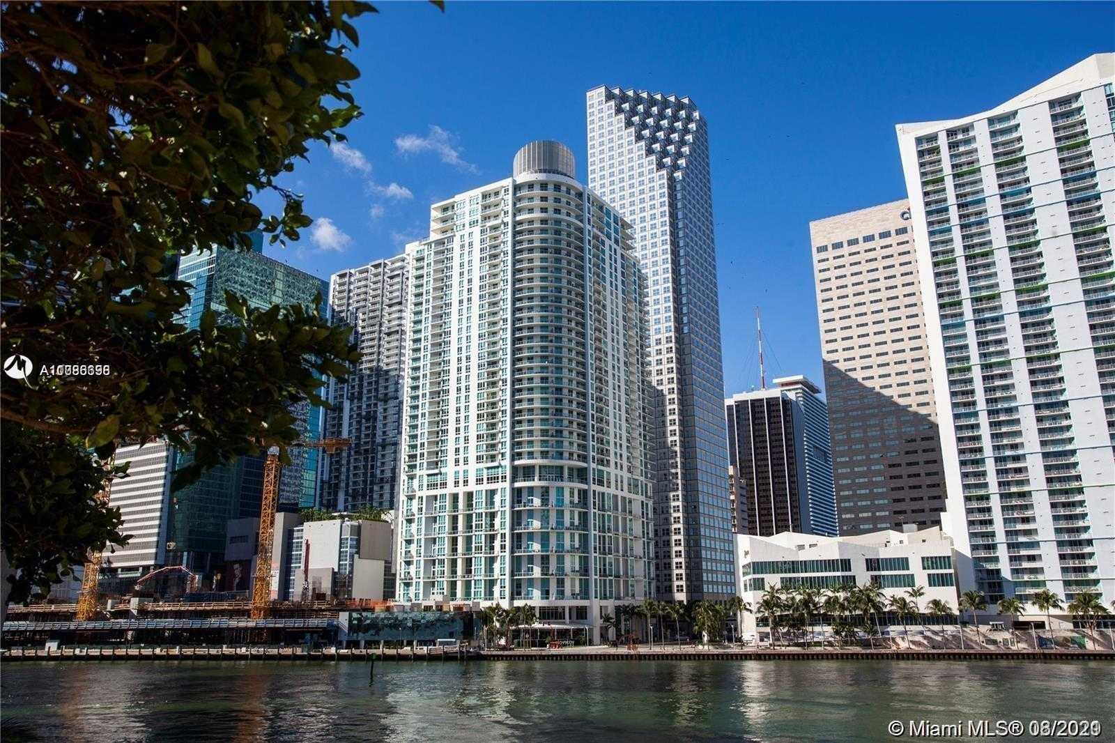 Small Image of 300 SOUTH BISCAYNE BLVD #T-2208, Miami Number 15