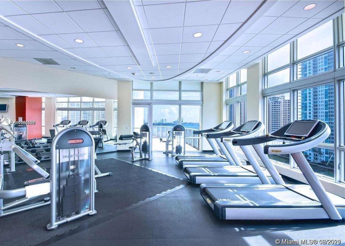 Small Image of 300 SOUTH BISCAYNE BLVD #T-2208, Miami Number 25