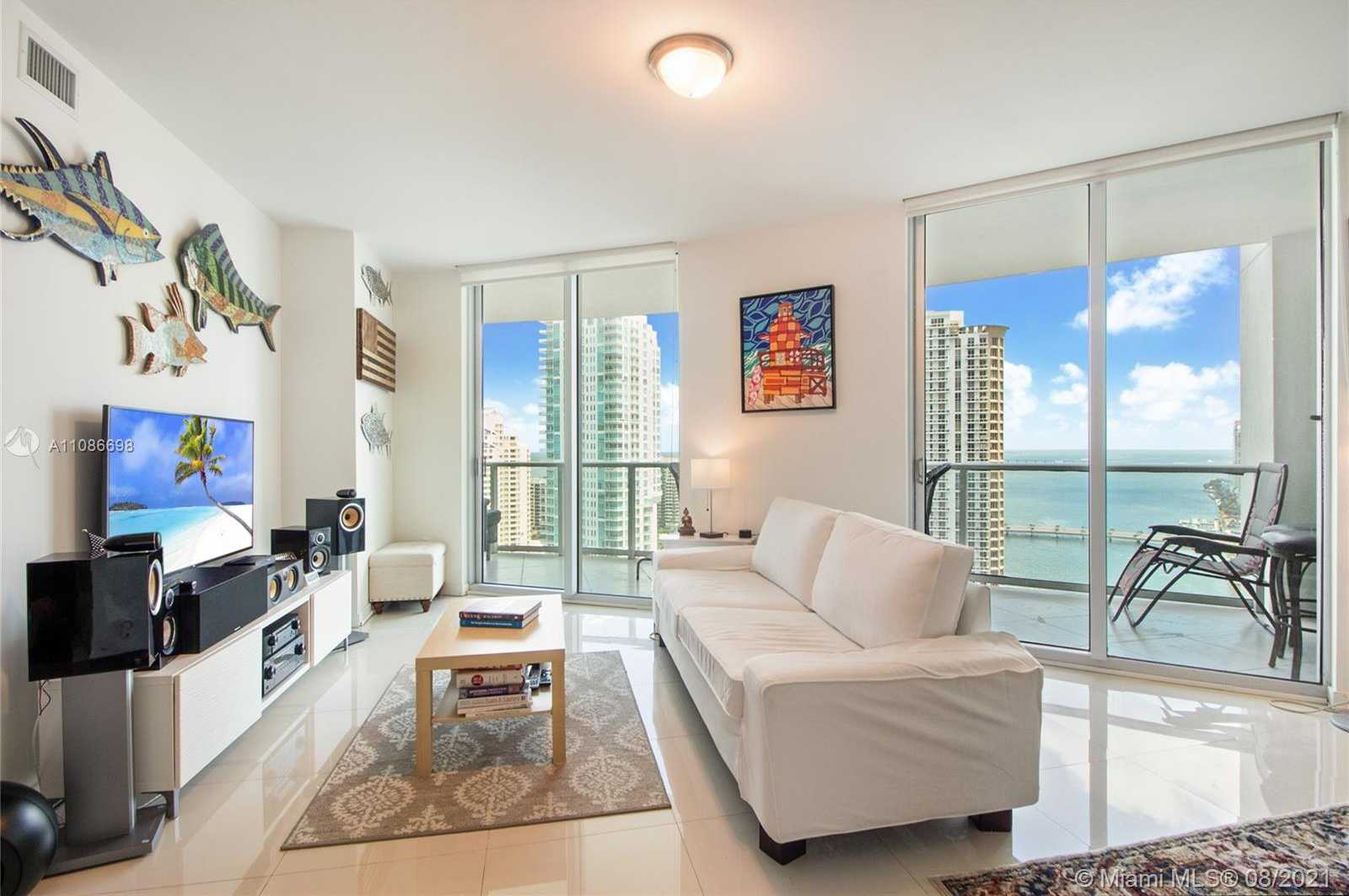 Small Image of 300 SOUTH BISCAYNE BLVD #T-2208, Miami Number 3