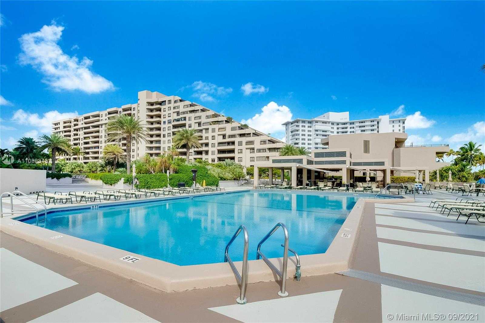 Small Image of 251 CRANDON BLVD #1136, Key Biscayne Number 17