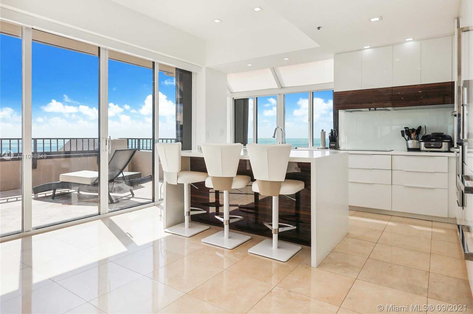 Small Image of 251 CRANDON BLVD #1136, Key Biscayne Number 6