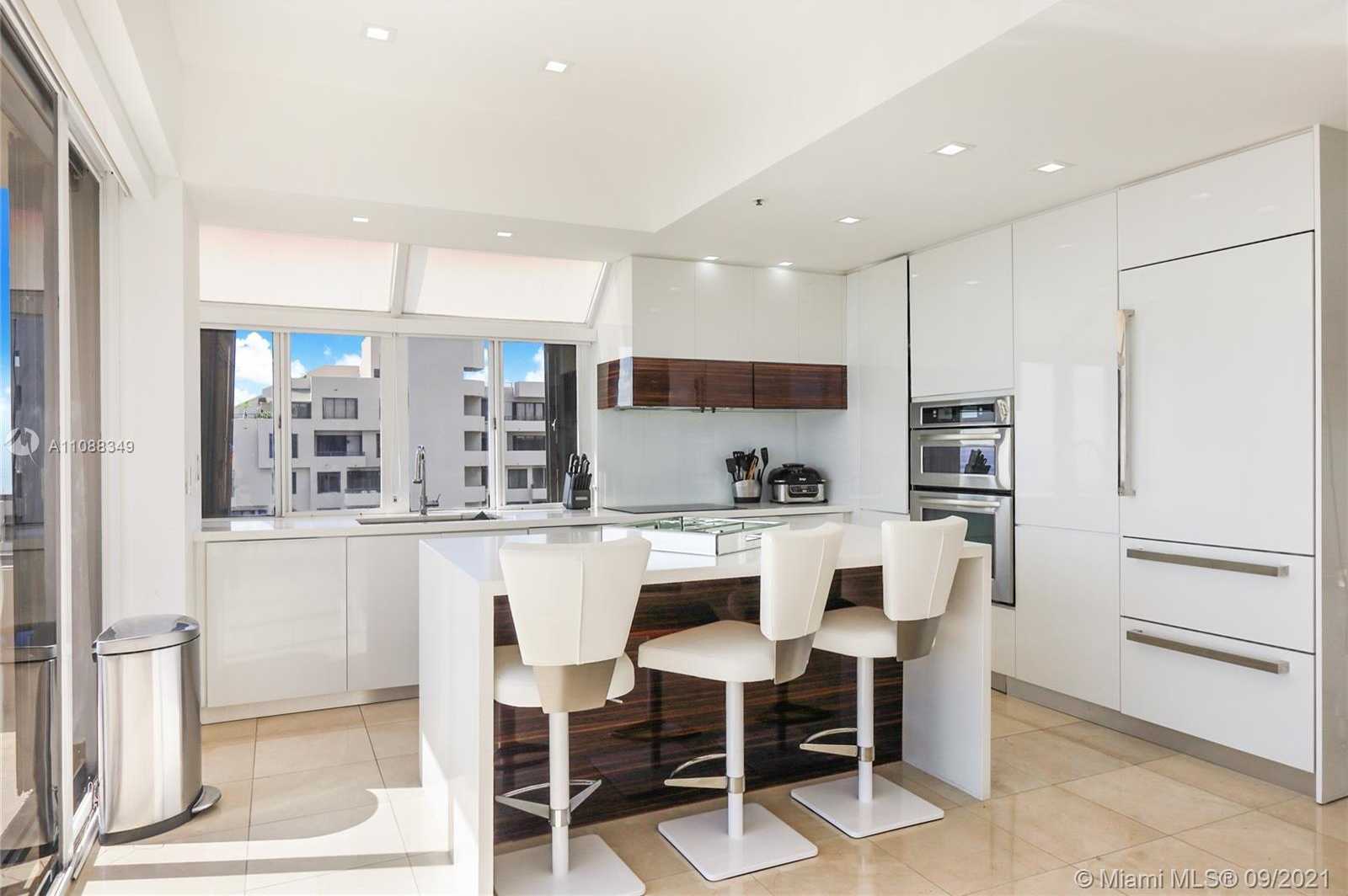Small Image of 251 CRANDON BLVD #1136, Key Biscayne Number 7