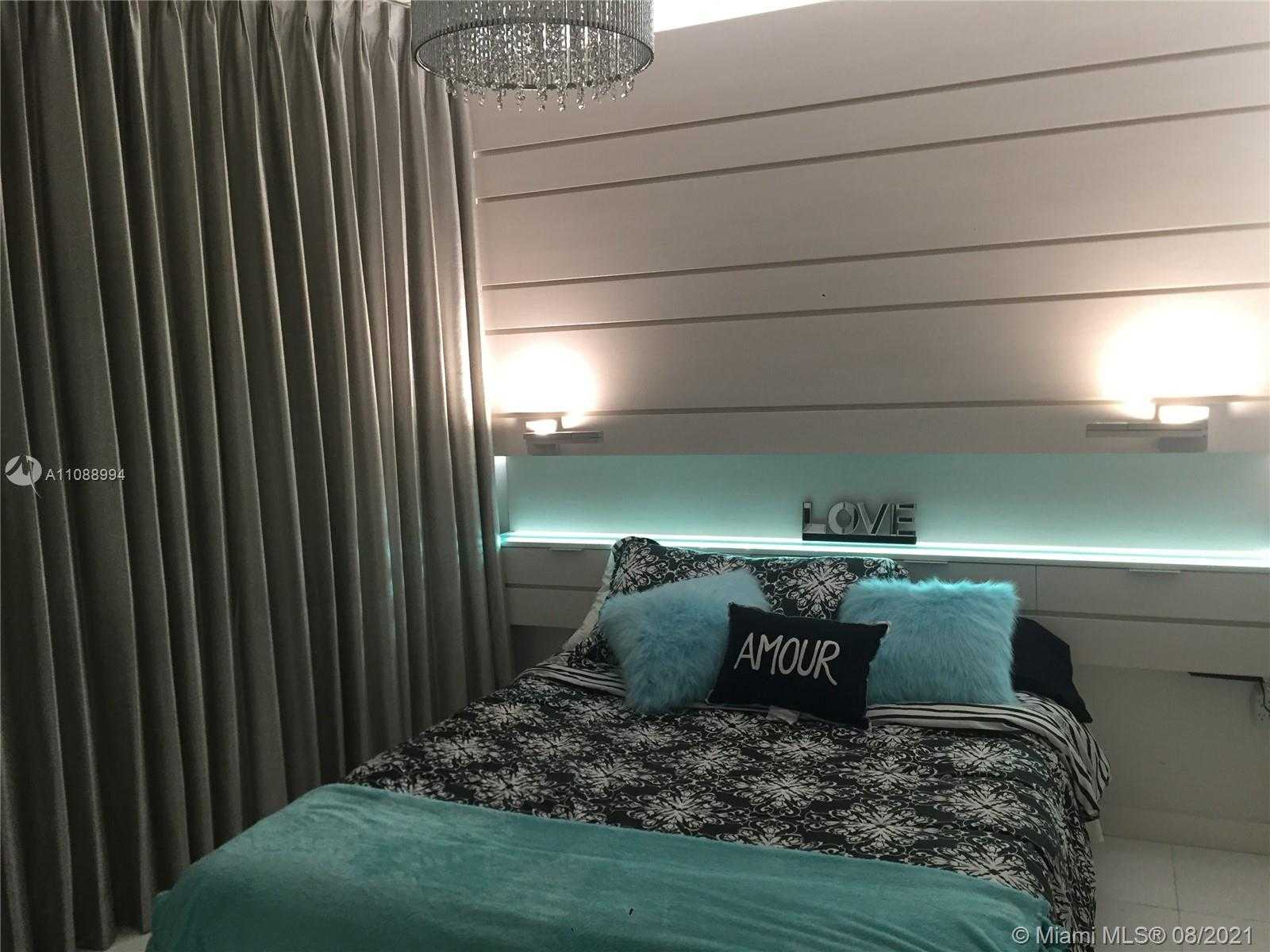Small Image of 17001 COLLINS AVE #4107, Sunny Isles Beach Number 14