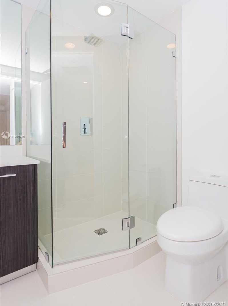 Small Image of 45 SOUTH WEST 9TH ST #3604, Miami Number 59